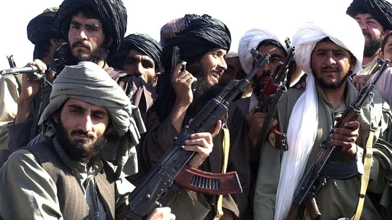 Талибаните продължават да подлагат журналистите на тормоз