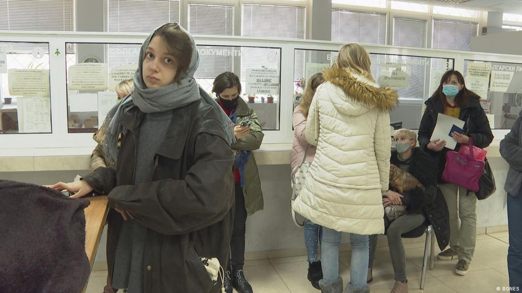 Трудова борса намира работа на украински бежанци в Букурещ