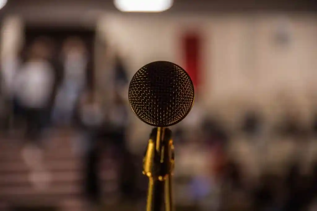 Бургас посреща наградите "Златен микрофон"