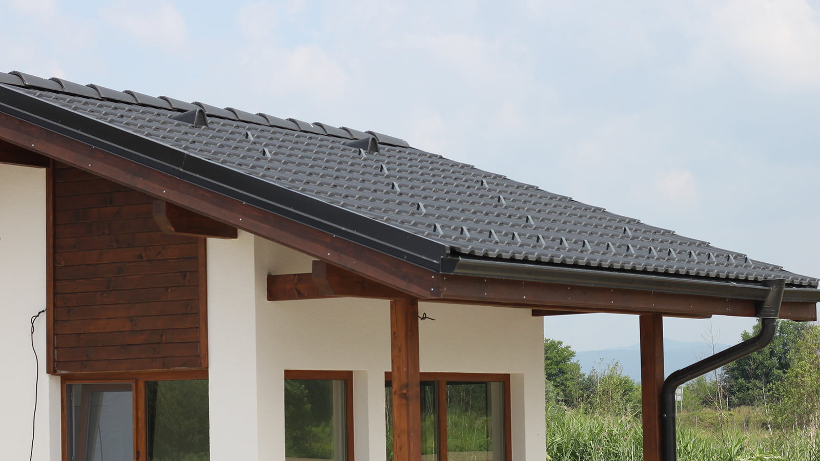 Предимствата на хидроизолацията и топлоизолацията на покрив