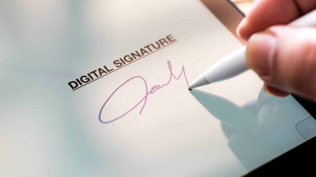 "ДБ" иска електронен подпис при подаването на изборни книжа