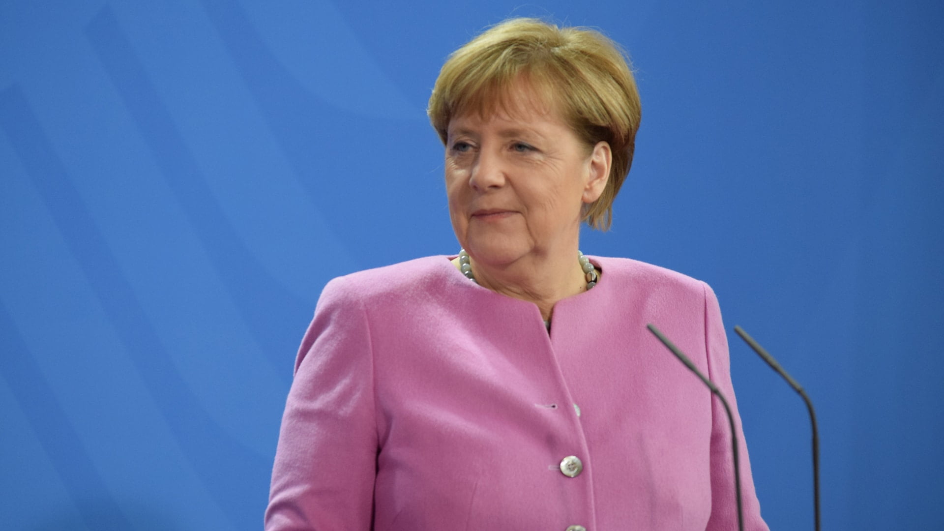 Ангела Меркел приема насериозно заплахите на Путин