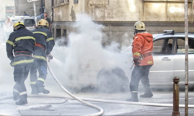 Пожар в изоставена къща в София