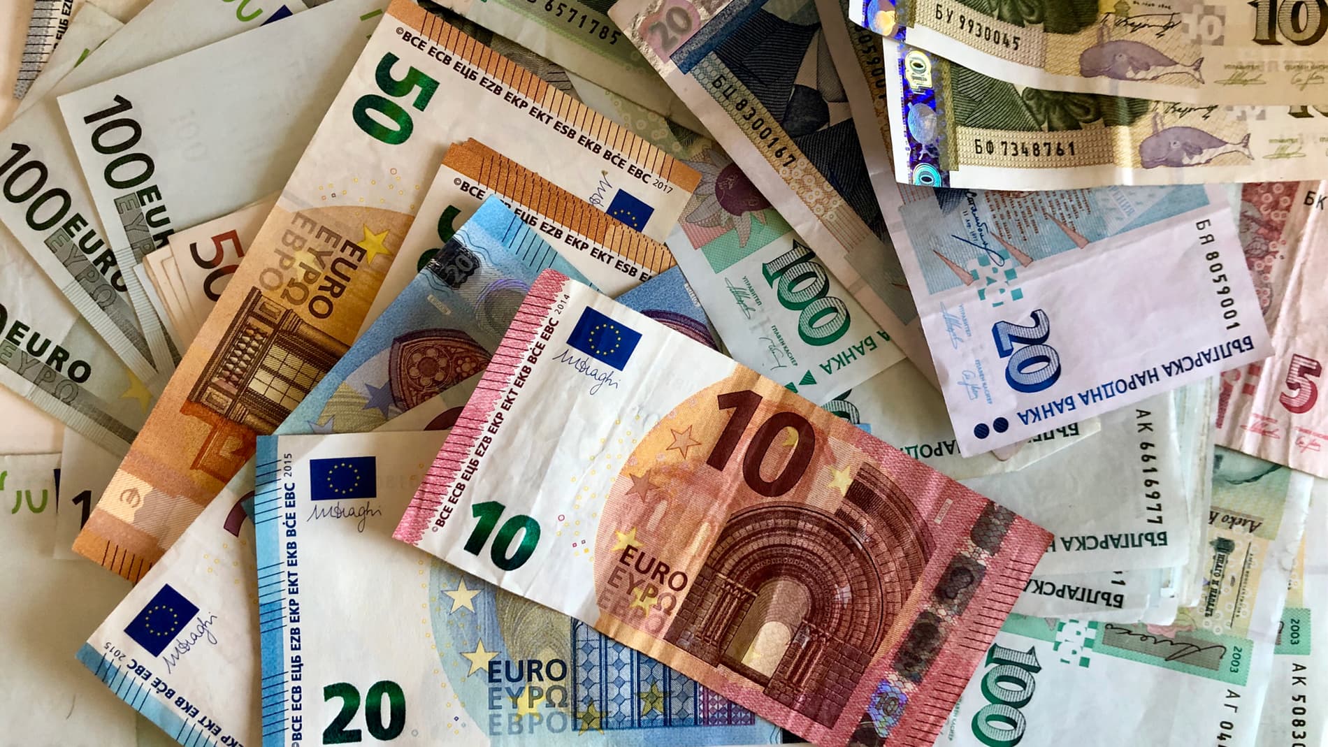 Депутатите искат по-бързо приемане на еврото в България