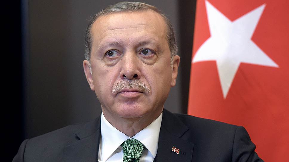 Реджеп Ердоган проведе телефонен разговор с крал Чарлз трети