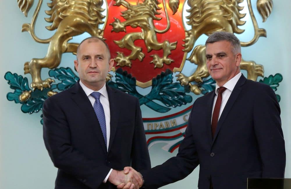 Радев провежда консултации за сформиране на редовен кабинет с "Български възход"