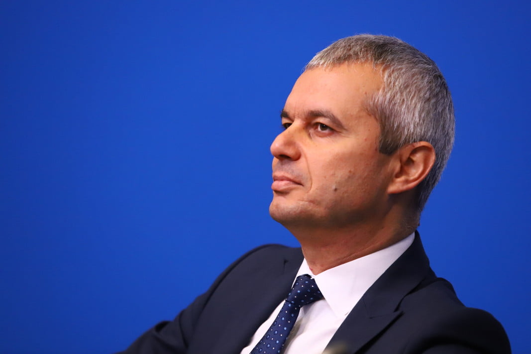Костадин Костадинов: Ще призовем Румен Радев да даде по-бързо втория мандат
