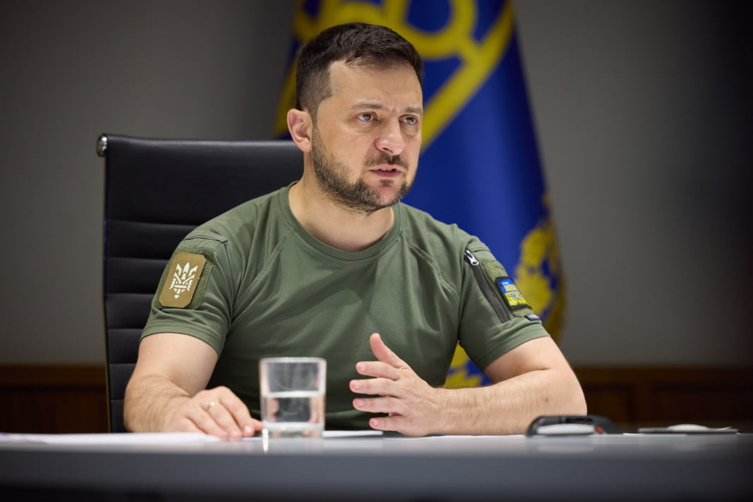 Володимир Зеленски с призив към украинския народ за упорство пред руските атаки