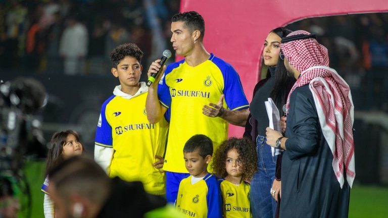 Роналдо с огромен гаф при официалното си представяне в Саудитска Арабия