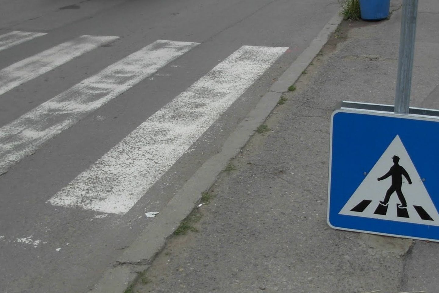 Блъснаха ученичка на пешеходна пътека в Гоце Делчев