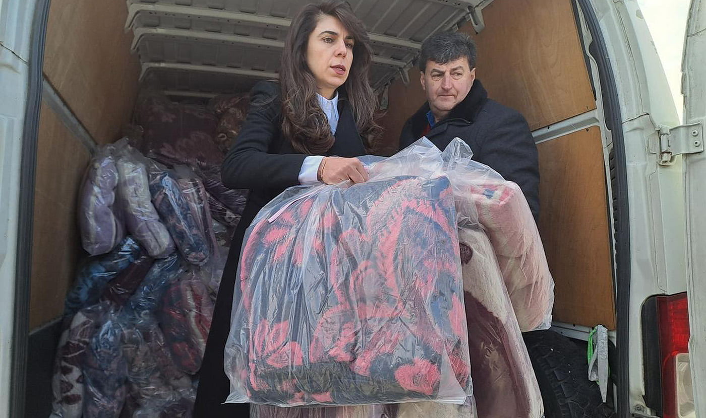 България продължава да изпраща още хуманитарна помощ на Турция