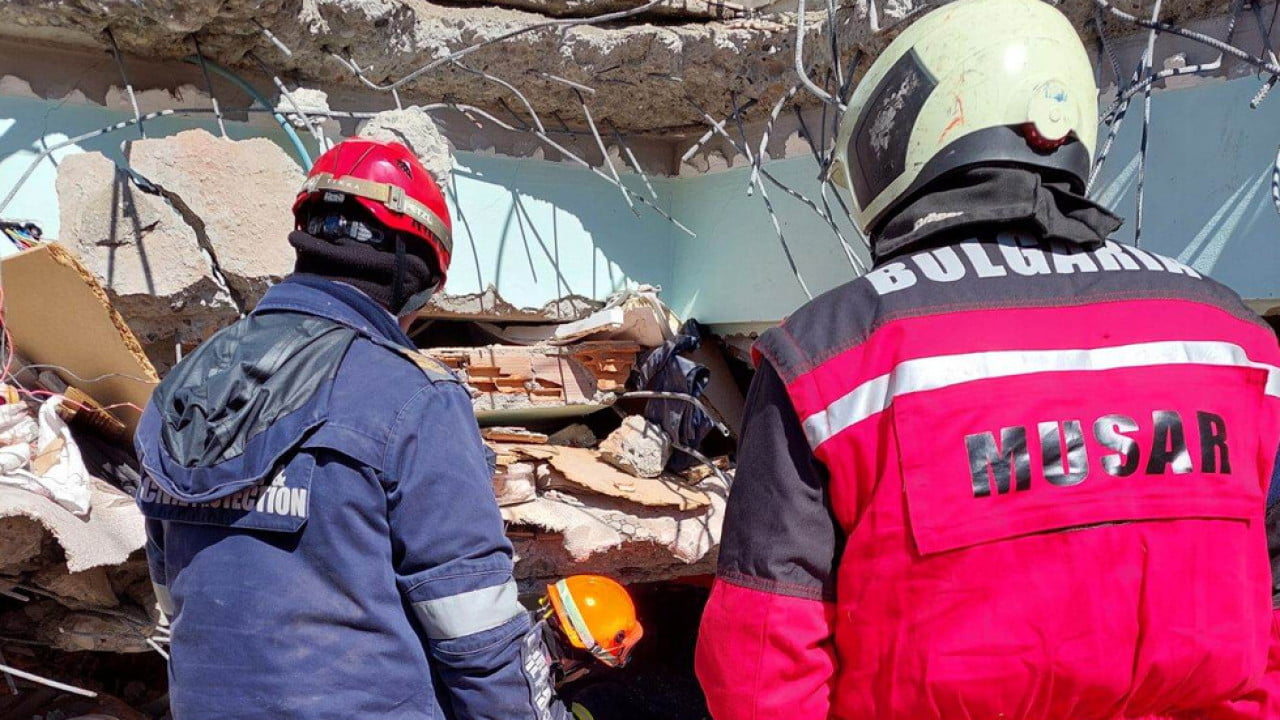 Спасиха възрастна жена, прекарала 212 часа под развалините в окръг Адъяман