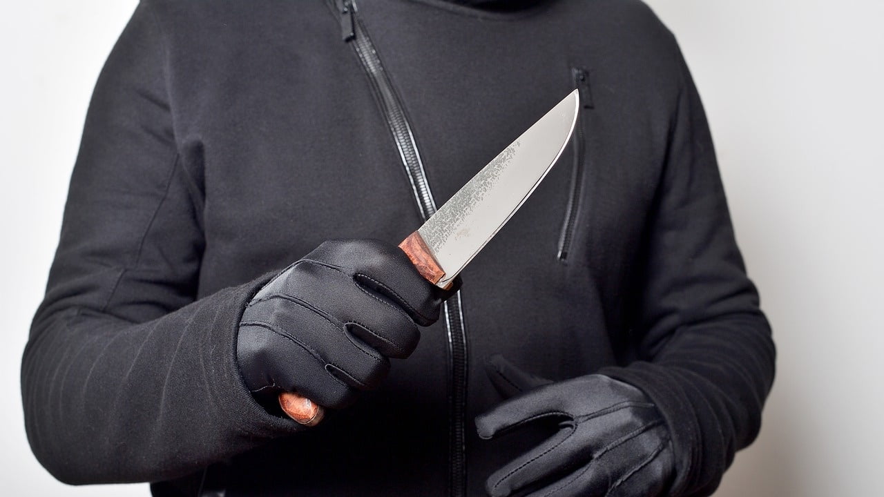 Намушкаха с нож мъж във Видинско