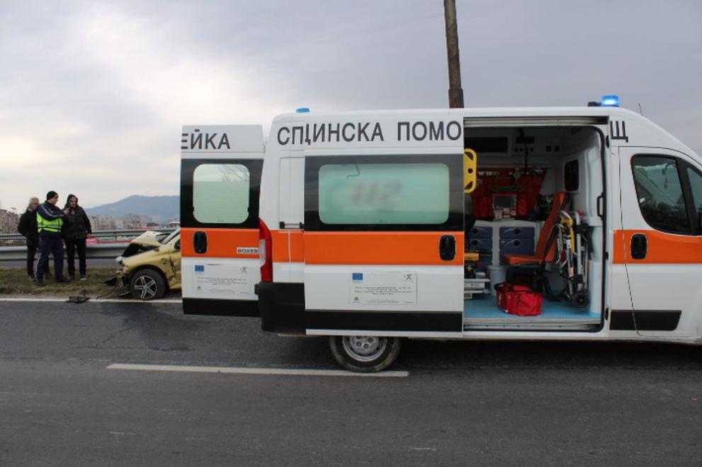 Катастрофа между водач на мотор и линейка в Благоевград