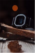 Най-новото в технологията за часовници Casio: умни и хибридни модели