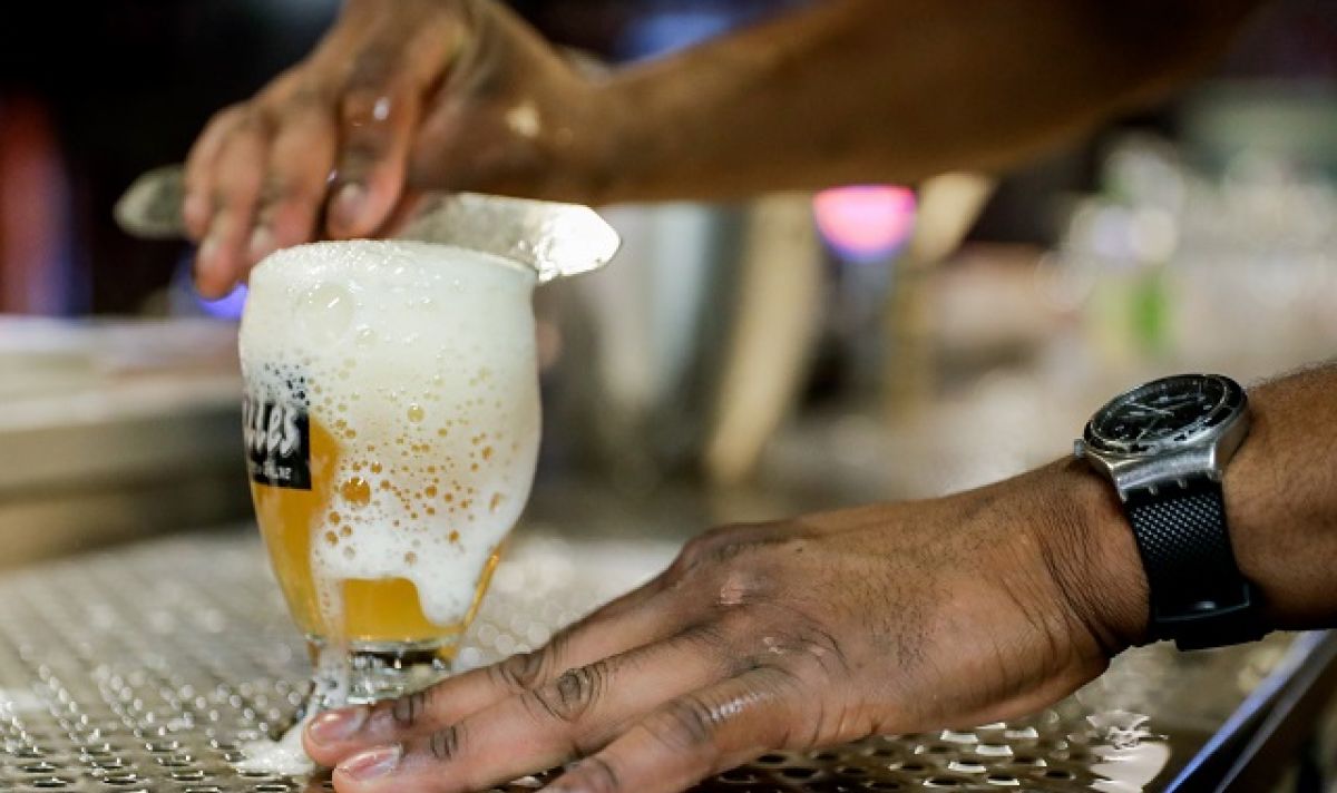 Митници в Белгия унищожиха голямо количество кенчета бира