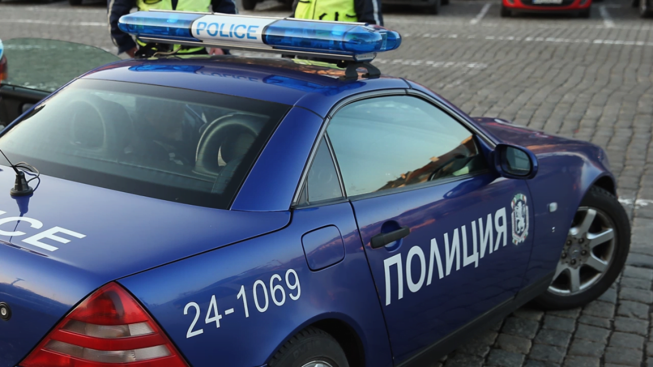 Полицията в Пловдив обяви за издирване възрастен мъж, страдащ от деменция