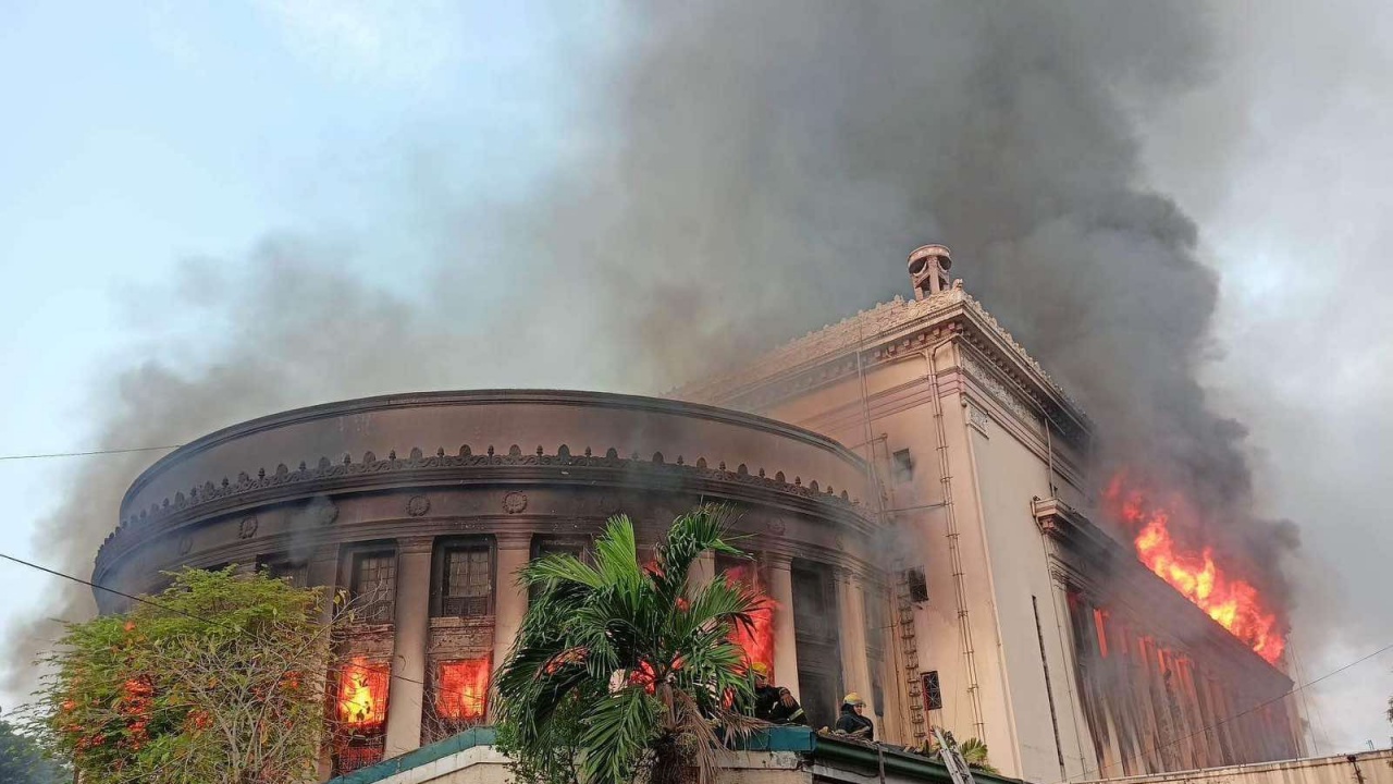 Пожар унищожи историческа сграда във филипинската столица