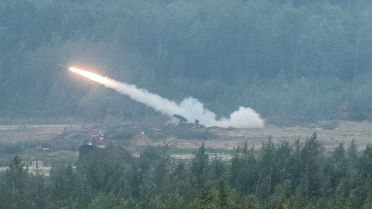Украинската ПВО е свалила тринадесет руски крилати ракети тази сутрин