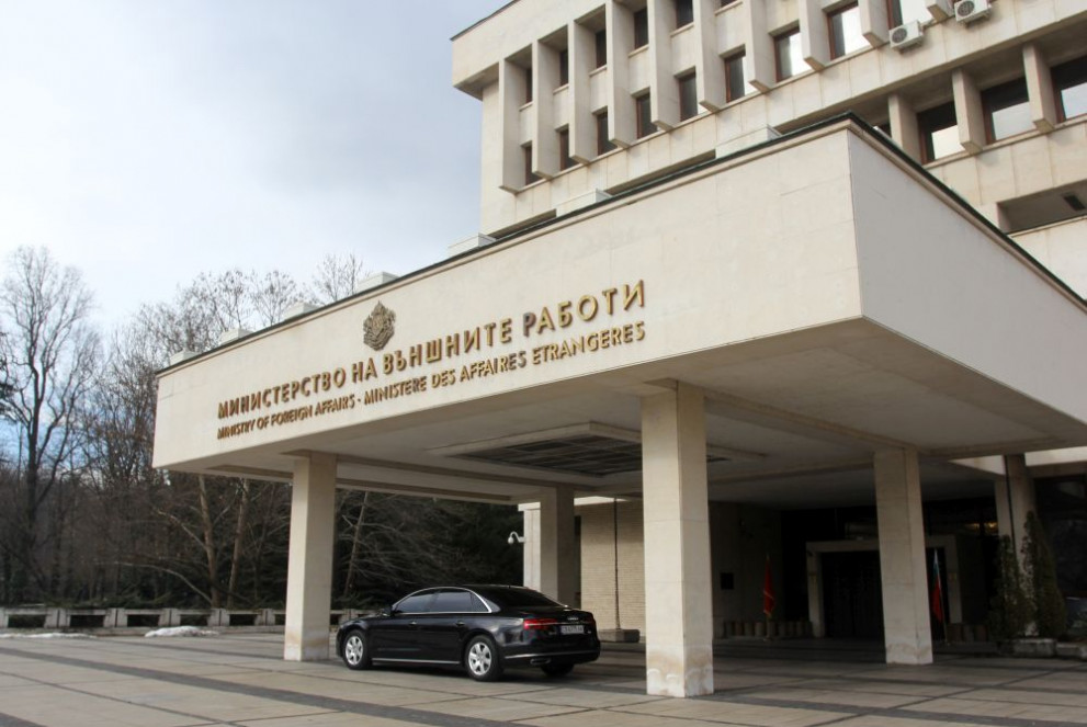Външното министерство на България следи ситуацията в Русия