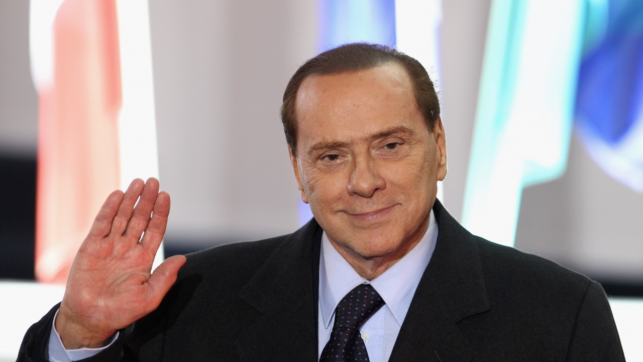 Италия се сбогува със Силвио Берлускони