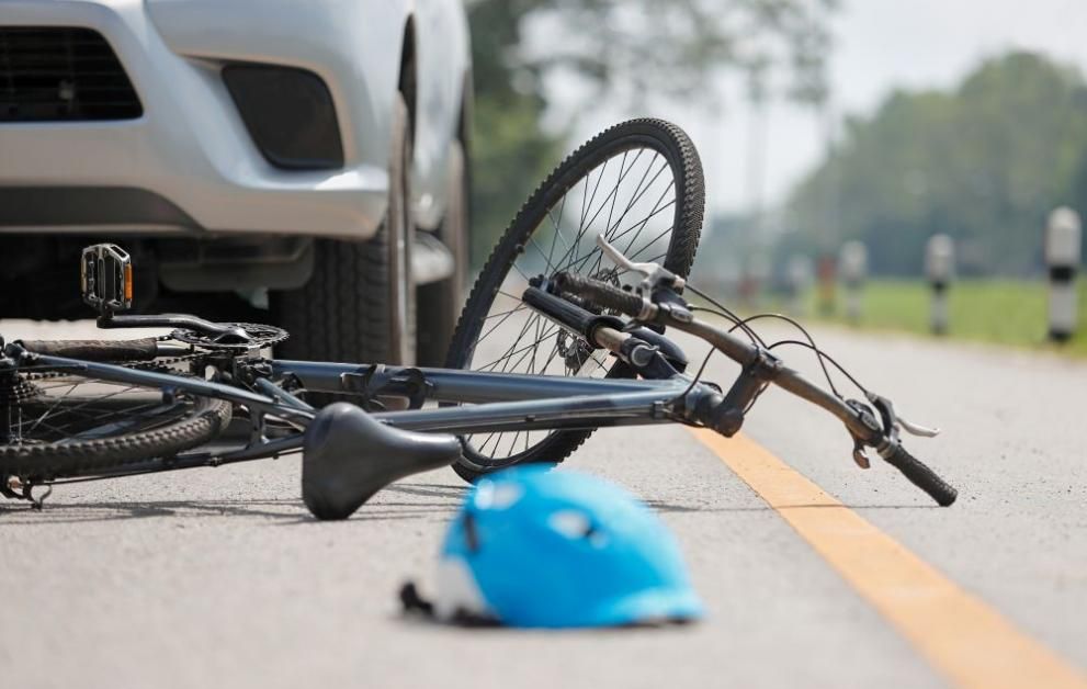 Дете с велосипед пострада, след като се блъсна в лек автомобил в Гоце Делчев