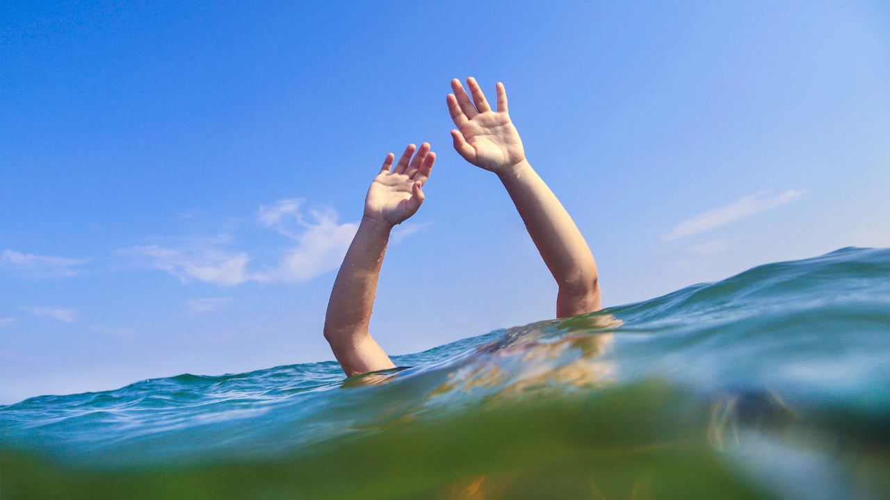 Дете на осем години се удави на неохраняем плаж в "Елените"