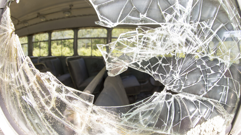 12 души загинаха при катастрофа с автобус в Турция