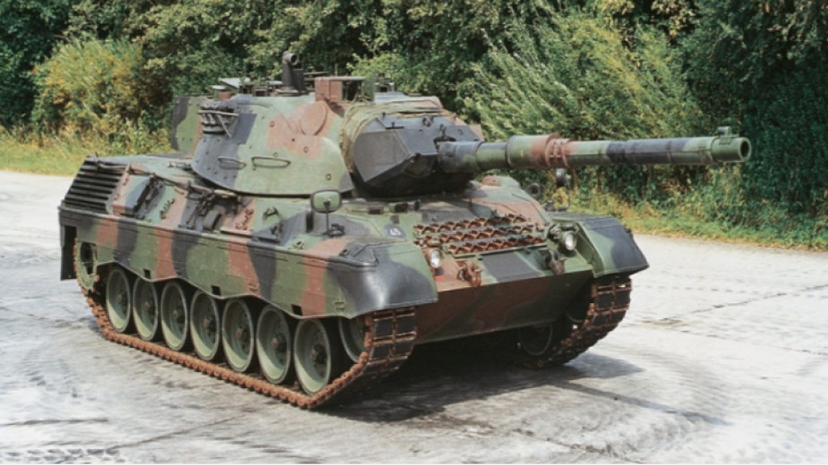 Испания ще предостави на Украйна шест танка “Леопард” 2