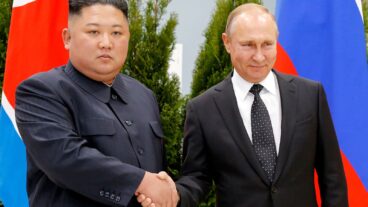 Северна Корея произвежда боеприпаси за Русия „на пълен капацитет“