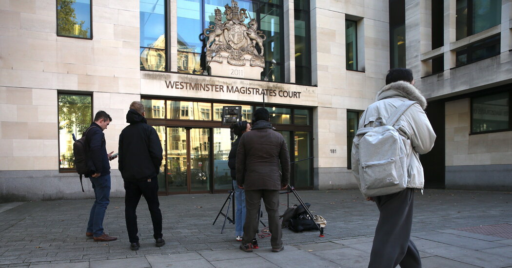 Великобритания съди още един българин за шпионска дейност