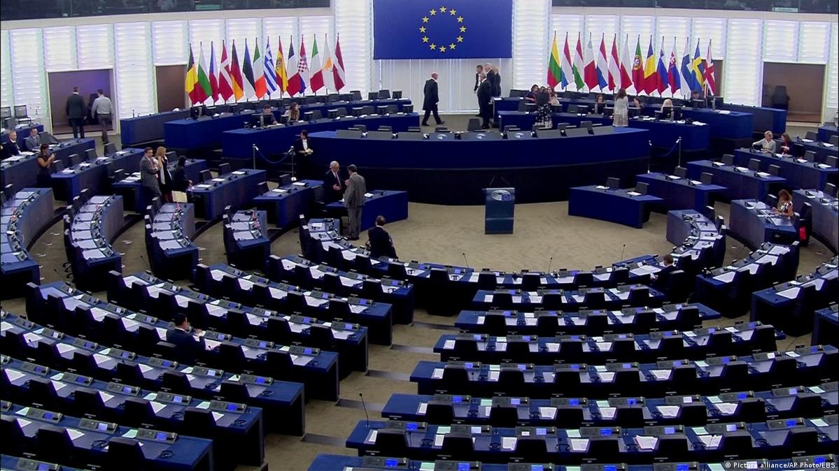 Европейският парламент призовава за действия срещу руската намеса