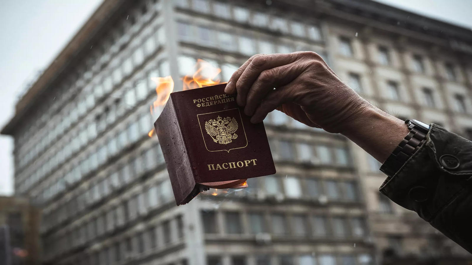 Окупацията на Украйна: или приемаш руски паспорт, или си никой