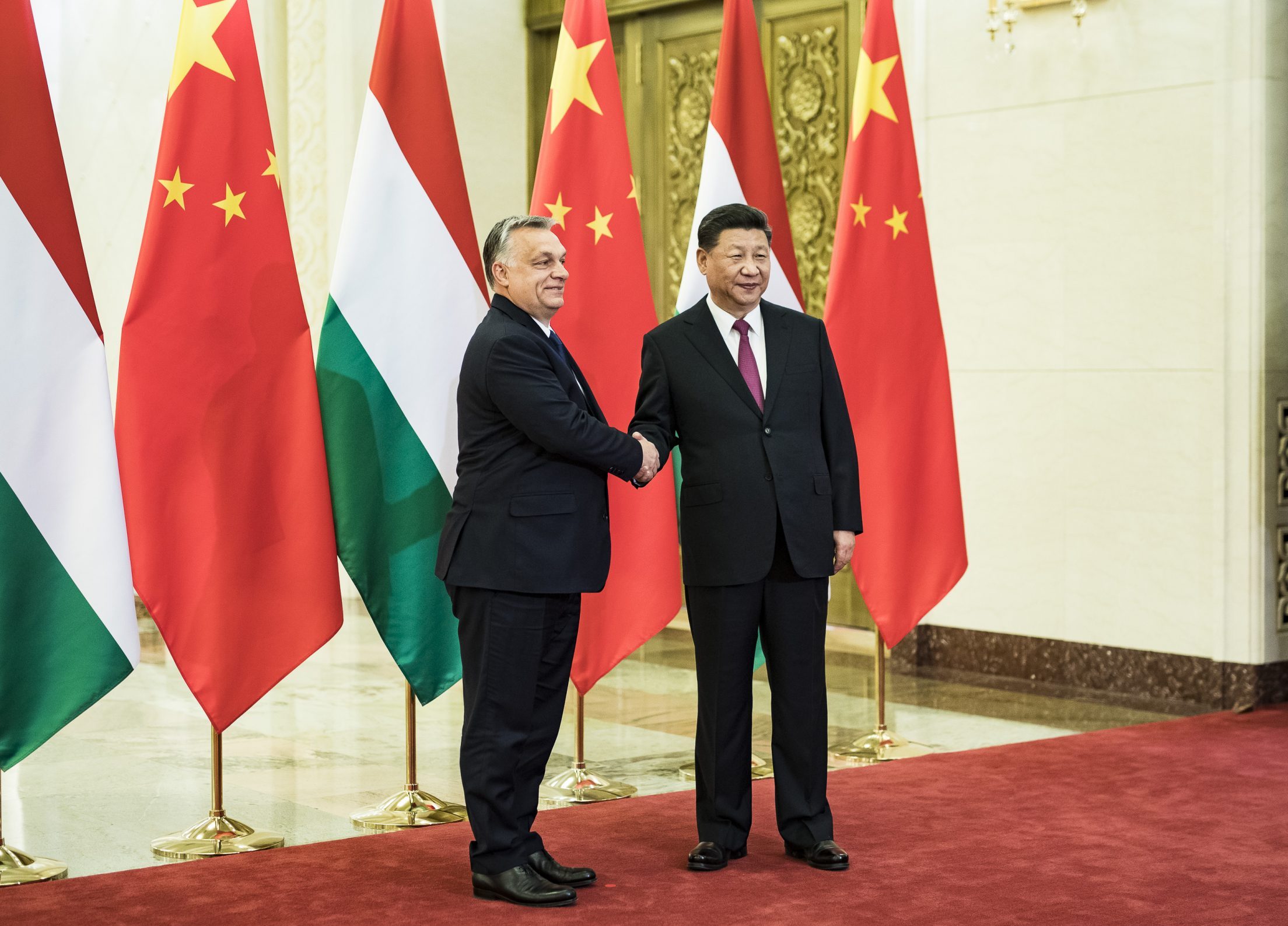 Китайският президент се среща с Виктор Орбан