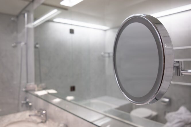 Как да изберем перфектното огледало за баня?