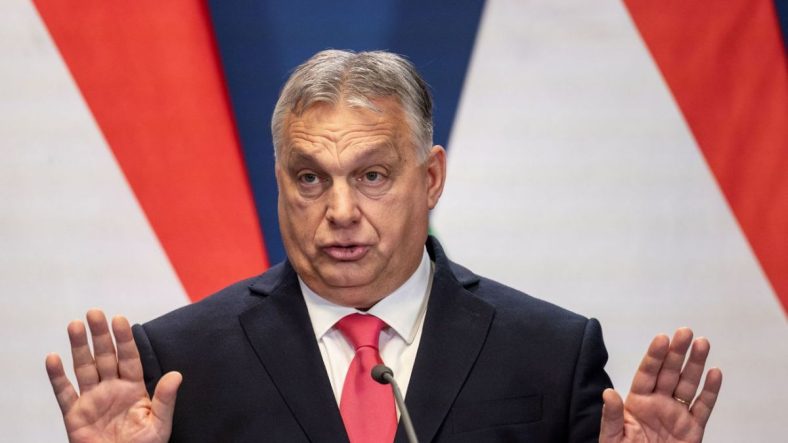 Евродепутати настояха за спиране на фондовете за Унгария