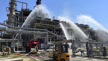 Украйна атакува голяма руска рафинерия