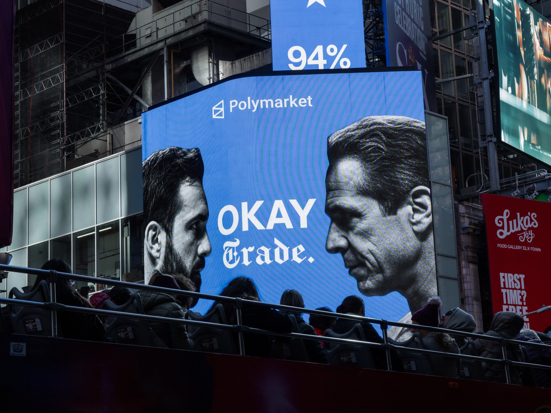 Подозрителни залози на Polymarket и Уолстрийт около войната на Тръмп с Иран